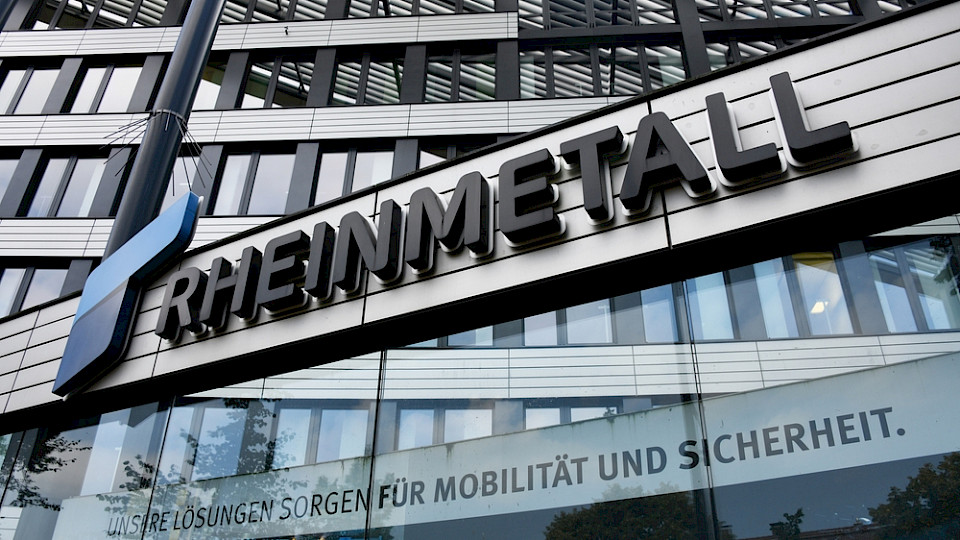 Dank der Bundeswehr stieg der Umsatz und der Gewinn deutlich an. (Bild nitpicker/Shutterstock)