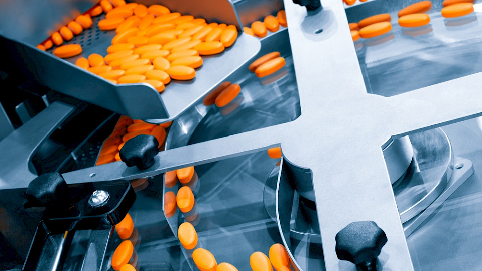 90 Prozent des Exportrückgangs stammen aus dem Geschäft mit chemisch-pharmazeutischen Produkten.(Bild Matveev Aleksandr/Shutterstock)