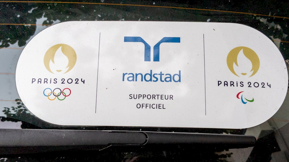 Der Aufschwung ist auf den Dienstleistungssektor Frankreichs zurückzuführen. (Bild sylv1rob1/Shutterstock)