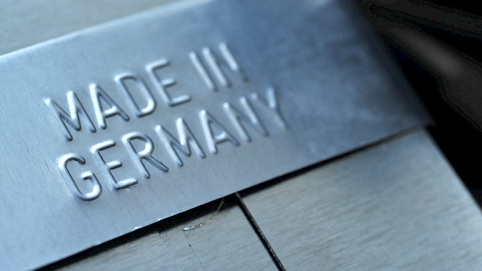 Der wichtigste deutsche Konjunkturbarometers fällt zum dritten Mal in Folge. (Bild nitpicker/Shutterstock)