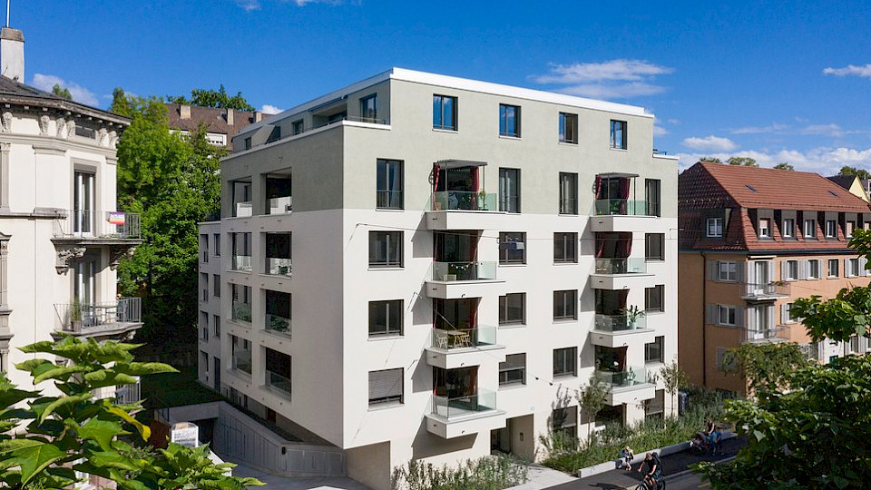 Die Fundamenta Real Estate profitiert von Aufwertungsgewinnen, im Bild eine ihrer  Liegenschaften in Zürich. (Bild pd)