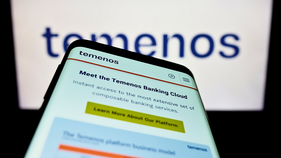 Die Aktien von Temenos fielen dieses Jahr um 28 Prozent, Martin Ebner hat kräftig dazu gekauft. (Bild T. Schneider/Shutterstock)