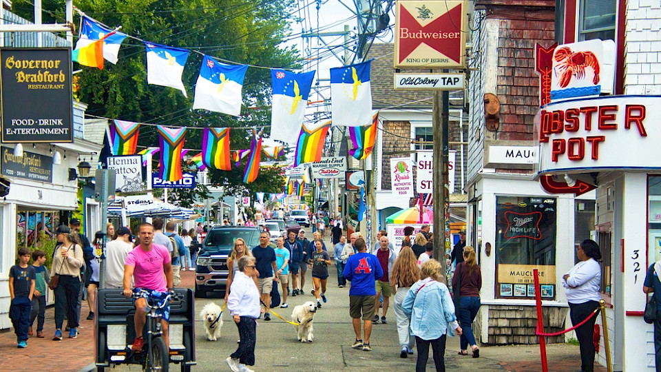 Statt dem erwarteten leichten Rückgang stiegen die Umsätze im US-Detailhandel im August. (Bild Dave Jonasen/Shutterstock)