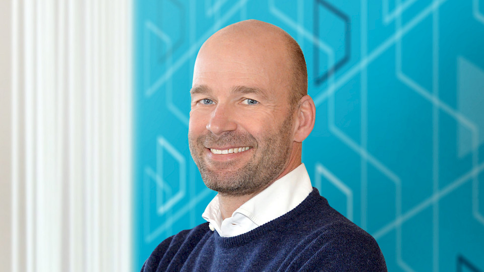 Der Chef von Springer Nature, Frank Vrancken Peeters, kann mit dem Erlös vor allem Schulden abbauen. (Bild pd)