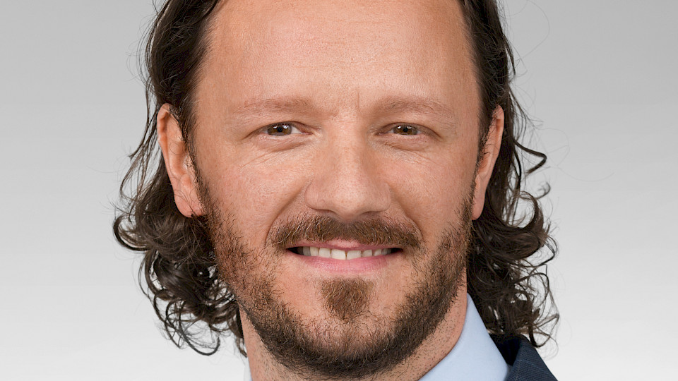 Ivan Domjanic: "Ob die Megatechs einen Bewertungsaufschlag von 50% rechtfertigen, ist zumindest fraglich".