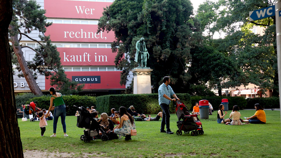 Das operative Geschäft von Globus läuft weiter, was mit den Immobilien geschieht, ist hingegen noch unklar (Foto Shutterstock/ Emilija Miljkovic)