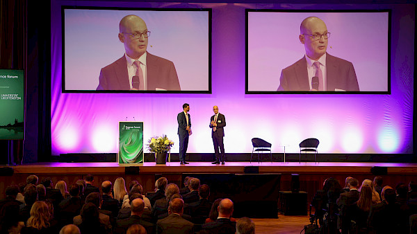 Aufbruchstimmung am Finance Forum Zürich