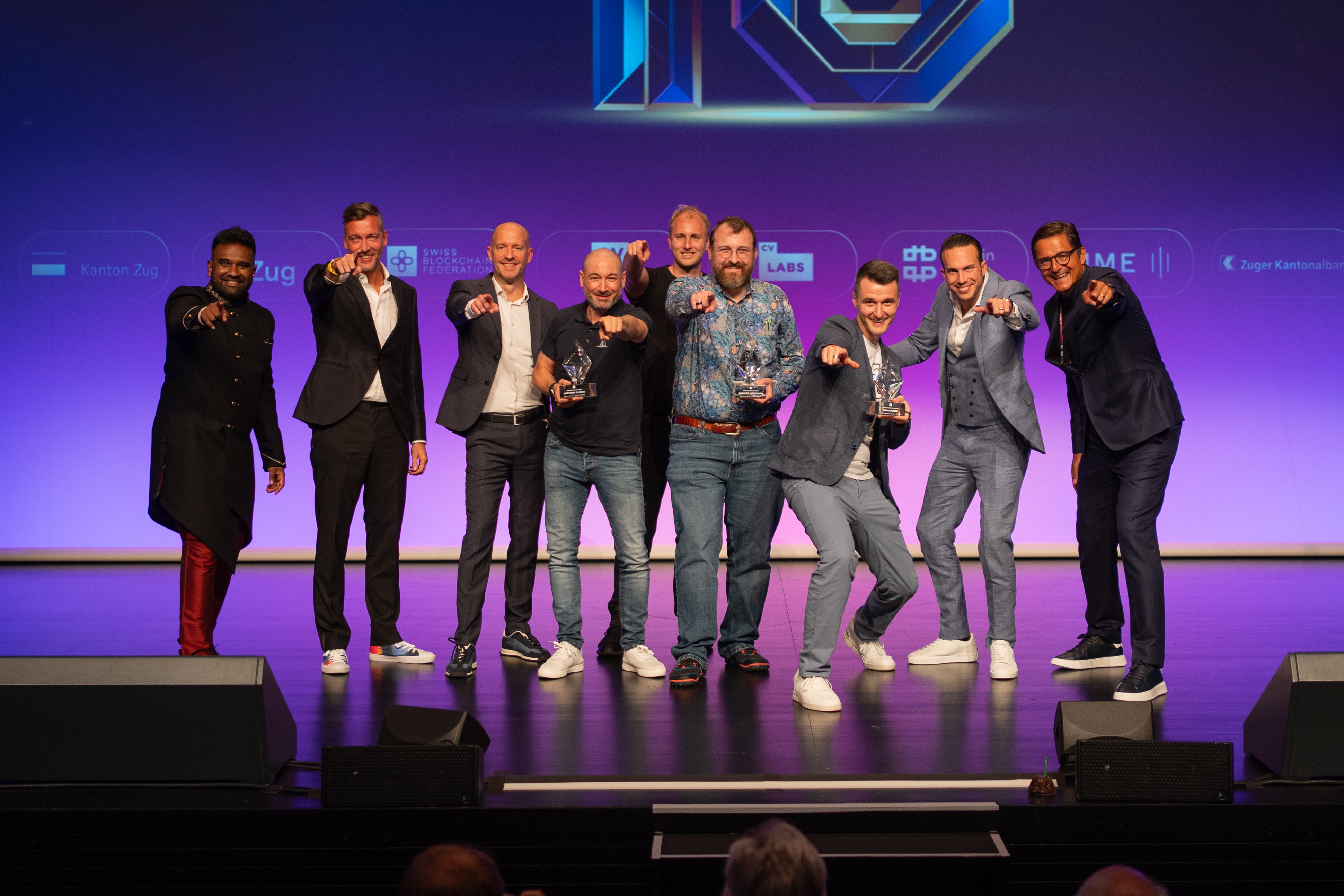 Ethereum Gründer erhalten Swiss Blockchain Award | Fintech | Themen |  investrends.ch