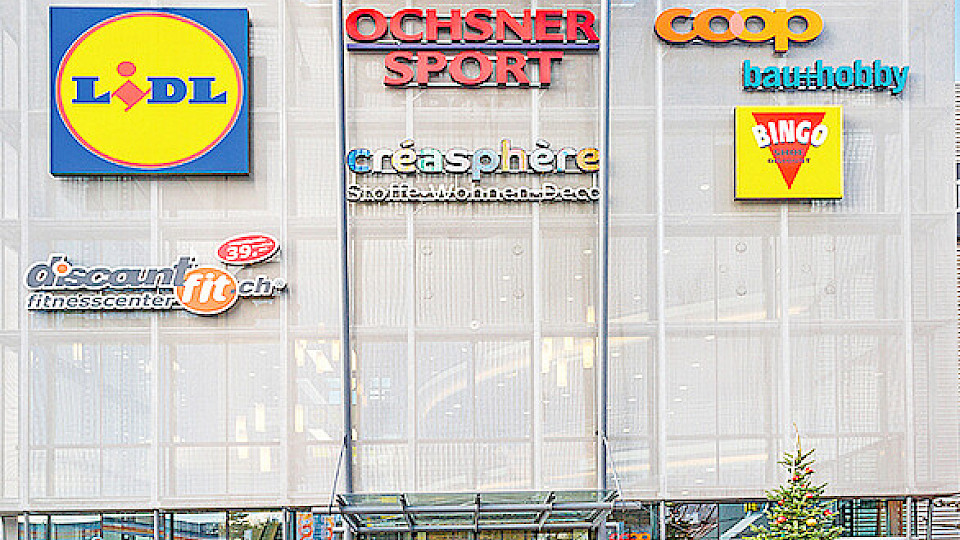 Eines der grossen Objekte von SF Retail Properties steht in Regensdorf. (Bild pd)