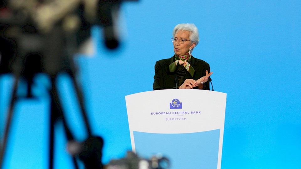 EZB-Chefin Christine Lagarde: «Alle Informationen, die wir in den vergangenen fünf Wochen erhalten haben, zeigen in dieselbe Richtung: nach unten.» (Bild T Wilkinson/Shutterstock