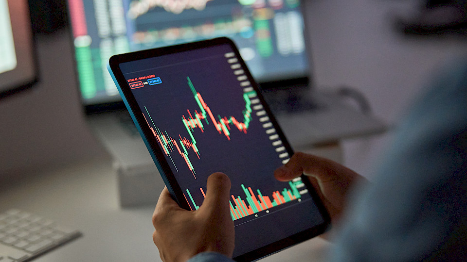 Schweizer Aktien machen mit einer durchschnittlichen Dividendenrendite von 3% eine gute Figur. (Bild: Shutterstock.com/
insta_photos)