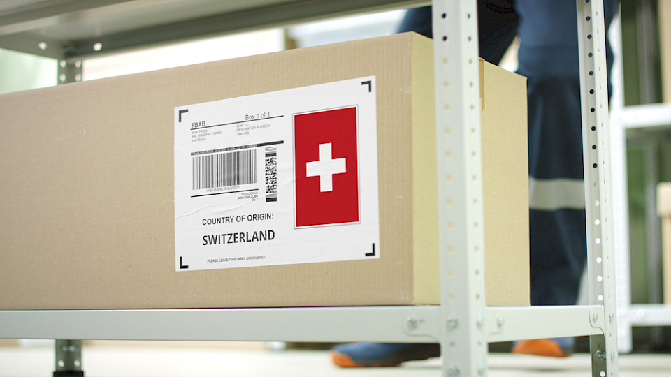 Die Exporte sanken im dritten Quartal deutlich, trotzdem resultierte ein kleines Plus beim BIP. (Bild max.ku/Shutterstock)