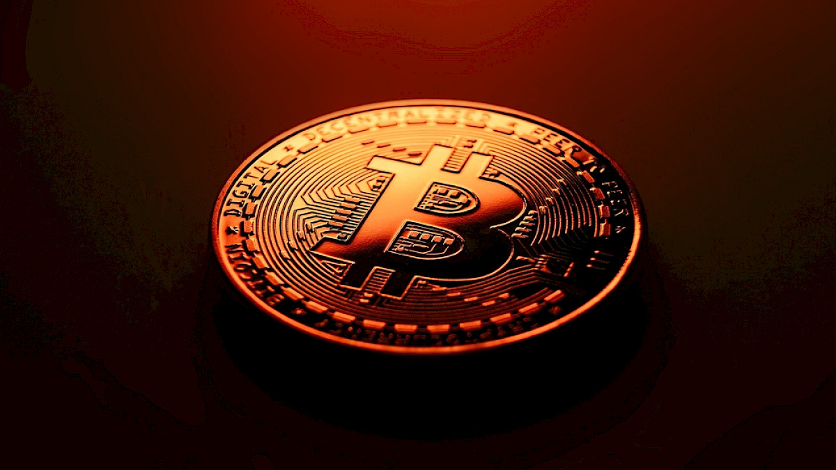 Bitcoin steigt erstmals über 100 000 US-Dollar | News | Aktuell |  investrends.ch