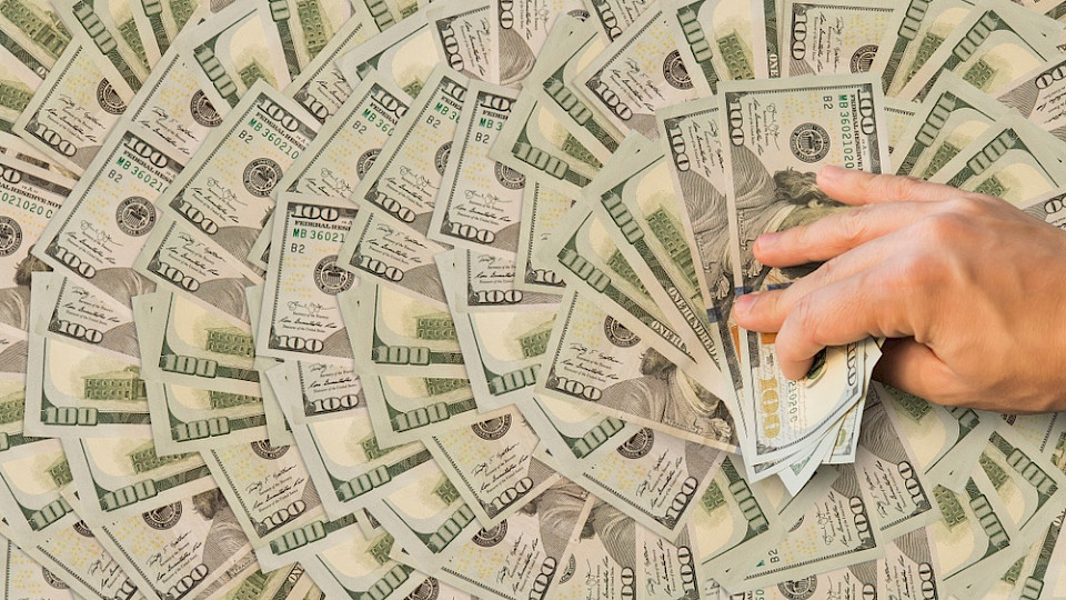 Gemäss der Studie gibt es allein in den USA 835 Milliardäre, ihr Vermögen macht mehr als 40% des weltweiten Milliardärs-Vermögens aus. (Bild Melnikov Dmitriy/Shutterstock).