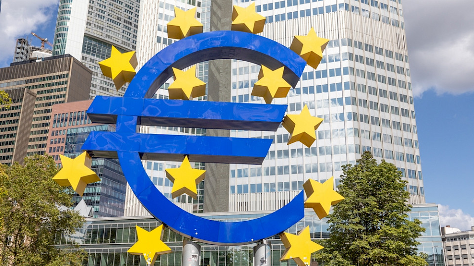 Die EZB senkt den Leitzins um 0,25 Prozentpunkte. (Bild travelview/Shutterstock)