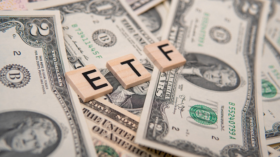 Allein die Umwandlung in einen ETF bringt laut Studie Neugeld in die Anlagegefässe. (Bild Kamil Zajaczkowski/Shutterstock)