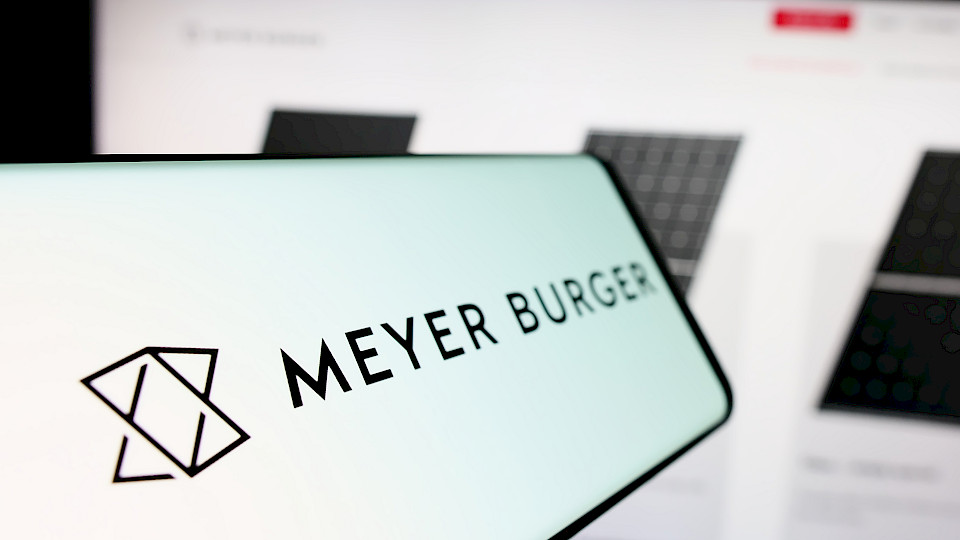 Das Solarunternehmen spricht von «einem oder potenziell mehreren interessierten Drittkäufern». (Bild: Shutterstock)