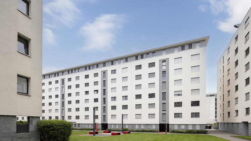 Die BAPRECH fokussiert auf Schweizer Wohnliegenschaften zu attraktiven Konditionen. Im Bild ein Beispiel in Fribourg (Quelle: Baloise).