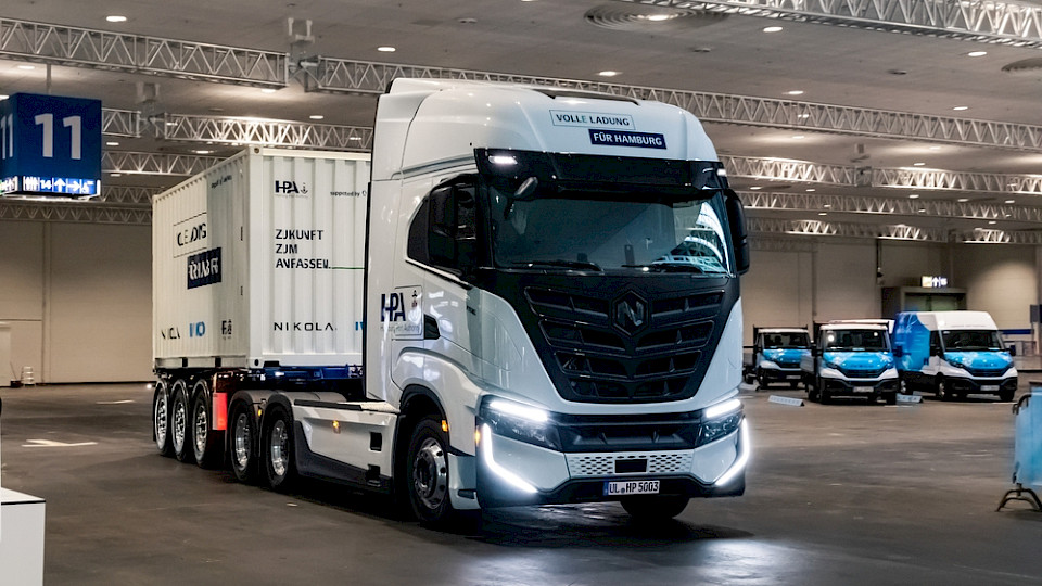 Der Elektro- und Wasserstoff-Lkw-Hersteller Nikola hat kein Geld mehr. (Bild Vanderwolf-Images/Shutterstock)