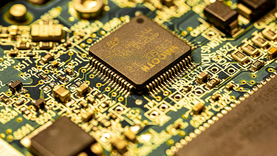 Die EU erlaubt die Subvention von 920 Millionen Euro für das neue Werk von Infineon. (Bild Filippo Carlot/Shutterstock)