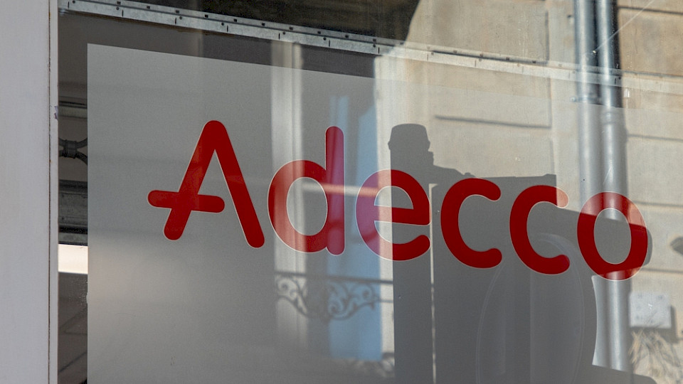 In wichtigen Märkten sank der Umsatz bei Adecco zweistellig. (Bild sylv1rob1/Shutterstock)