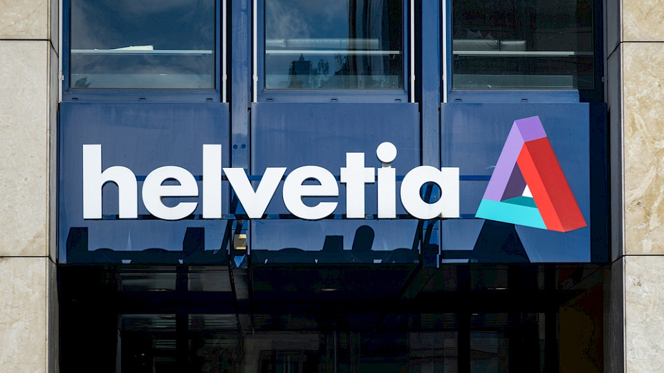 Die Versicherungsgruppe verdient zwei Drittel mehr als noch 202 und erhöht die Dividende. (Bild Taljat David/Shutterstock)