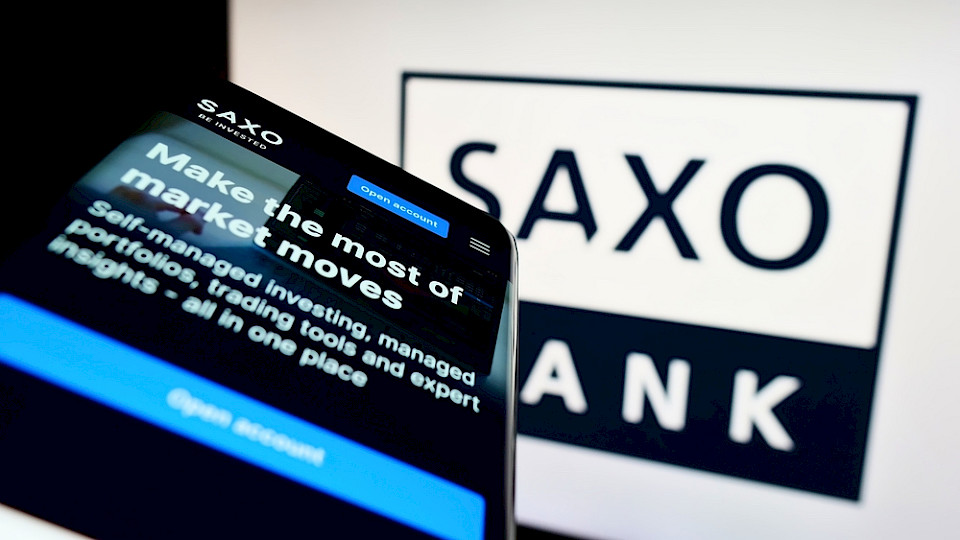 J. Safra Sarasin übernimmt die Mehrheit bei der Saxo Bank, unklar ist, wie viel sie dafür zahlt. (Bild T. Schneider/Shutterstock)