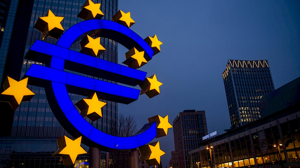 EZB-Mitglied Olli Rehn sieht die Inflation auf dem richtigen Weg. (Bild Sheviakova Kateryna/Shuttterstock)