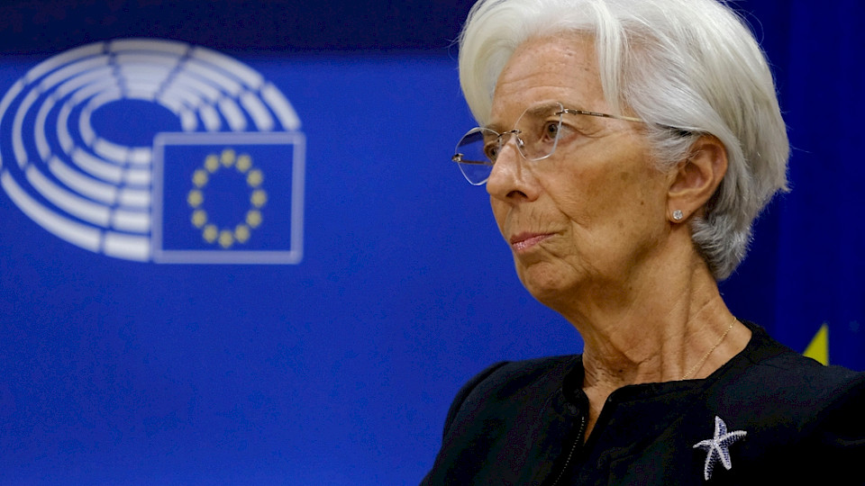 EZB-Präsidentin Christine Lagarde befürchtet Konsequenzen eines Handelskrieges mit den USA. (Bild Alexandros Michailidis/Shutterstock)