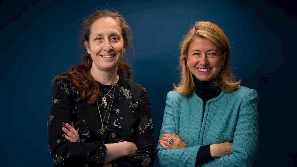 Camille Vial, Managing Partner Mirabaud (links), und Pilar Junco, Co-Chief Client Officer bei AltamarCAM Partners. (Bild pd)