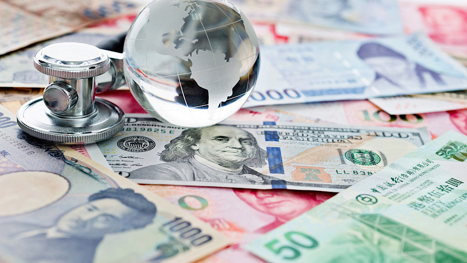 Autor Fredi Lutz lässt aus Sicht des Devisenhandels 50 Jahre Bankengeschichte Revue passieren. (Bild: Shutterstock.com/hxdbzxy)