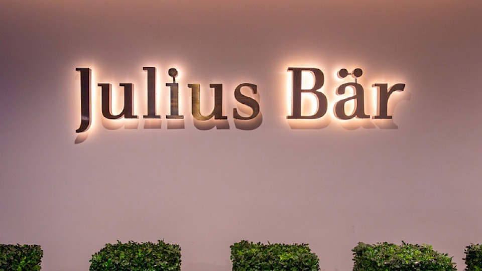 Die Privatbank konzentriert das Kundengeschäft noch auf drei Regionen. (Bild Taljat David/Shutterstock)