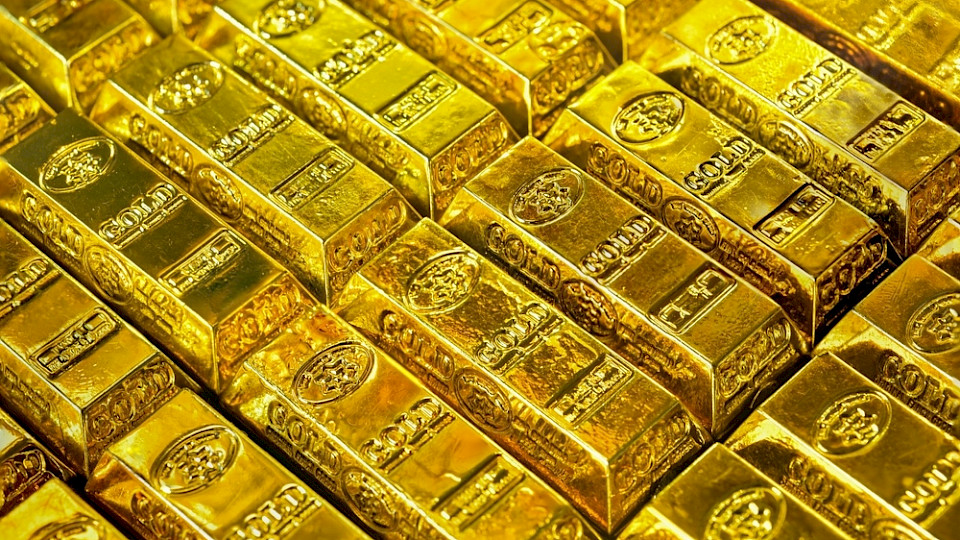 Die Anleger schützen sich offenbar mit Goldkäufen gegen die Folgen der Zollpolitik. (Bild NAOWARAT/Shutterstock)