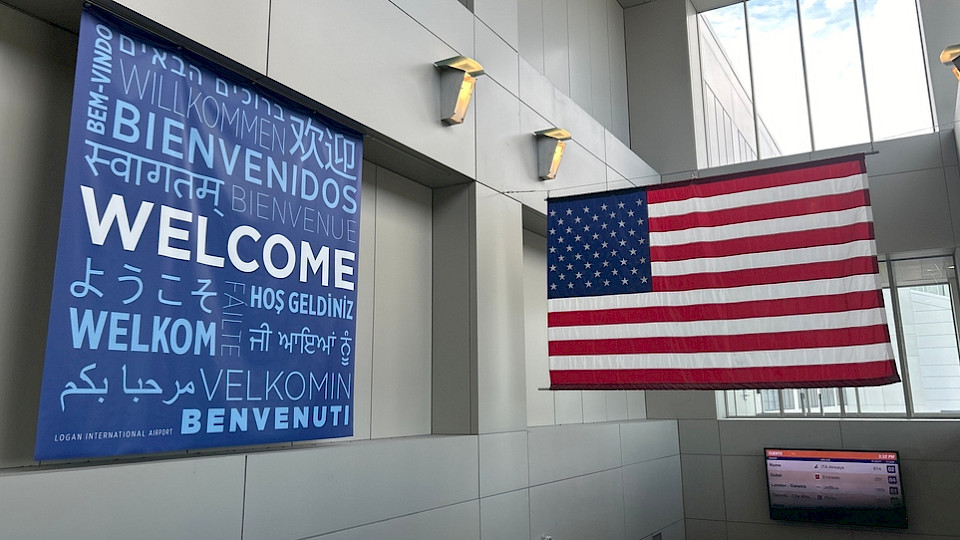 Die internationalen Gäste fühlen sich offenbar nicht mehr willkommen, nun sinken auch die Preise. (Bild Colinmthompson/Shutterstock)