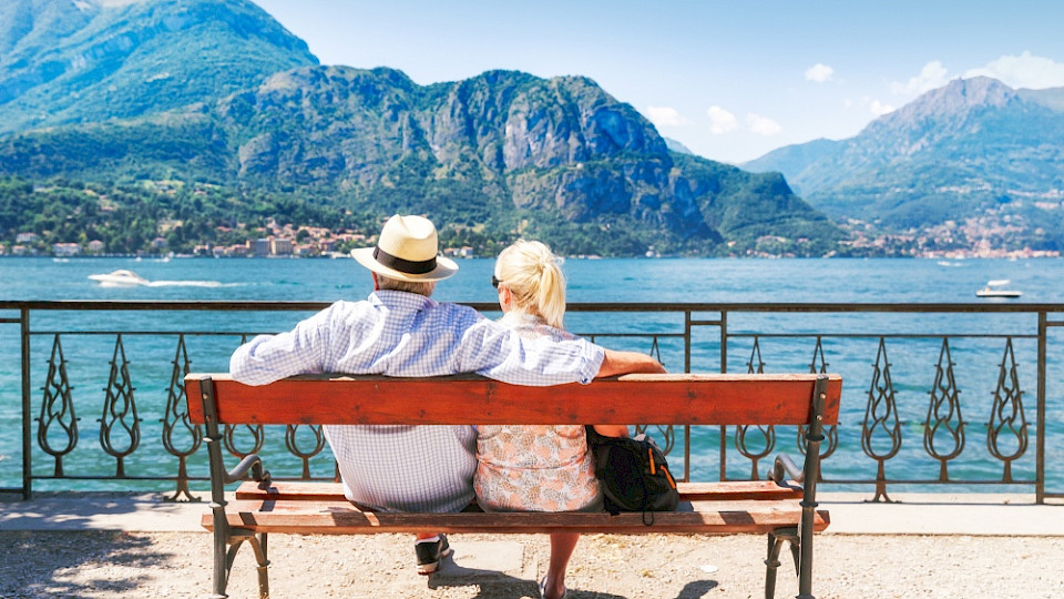 Laut Umfrage möchten Boomer und Gen X in den Ferien vor allem die Natur geniessen oder entspannen. (Bild Feel good studio/Shutterstock)
