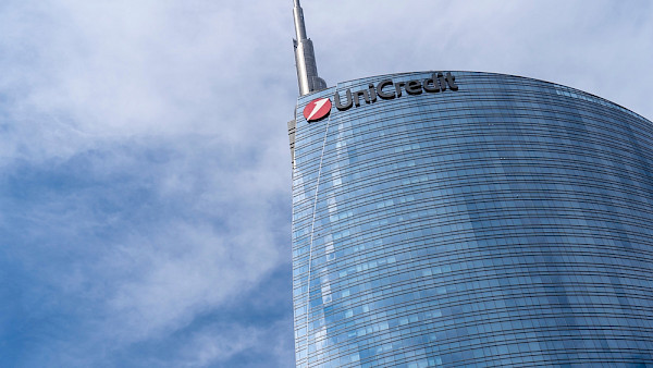 Unicredit schreibt den höchsten Quartalsgewinn ihrer Geschichte