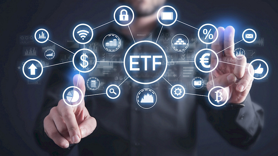 Die UBS gibt Gas im Markt für ETFs. (Bild ANDRANIK HAKOBYAN/Shutterstock)