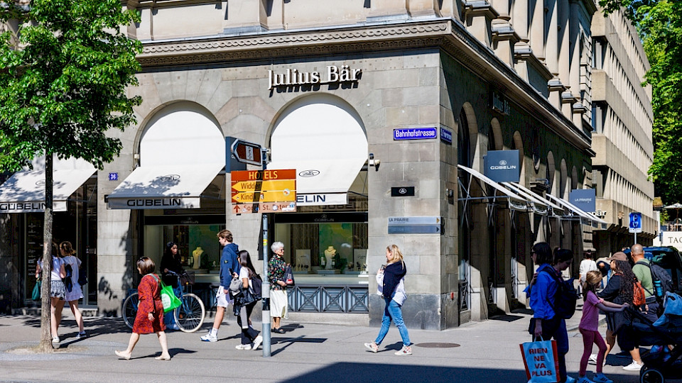 Laut Finma hatte es Julius Bär zwischen 2009 und 2019 versäumt, verdächtige Geldtransaktionen von Kunden zu erkennen und zu verfolgen. (Bild ArDanMe/Shutterstock)