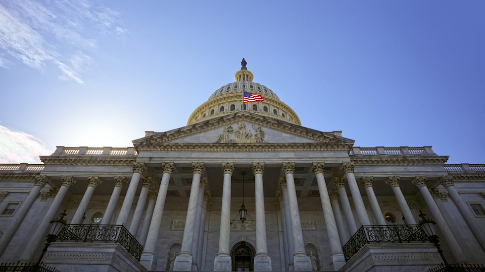 Der amerikanische Kongress dürfte die Schulden weiter erhöhen, die Renditen der Staatsanleihen reagierten bereits. (Bild Volodymyr TVERDOKHLIB/Shutterstock)