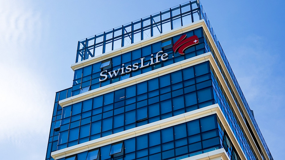 In Frankreich stiegen die Prämien von Swiss Life zweistellig, hier der Hauptsitz in Puteaux-La Défense. (Bild Romain P19/Shutterstock)