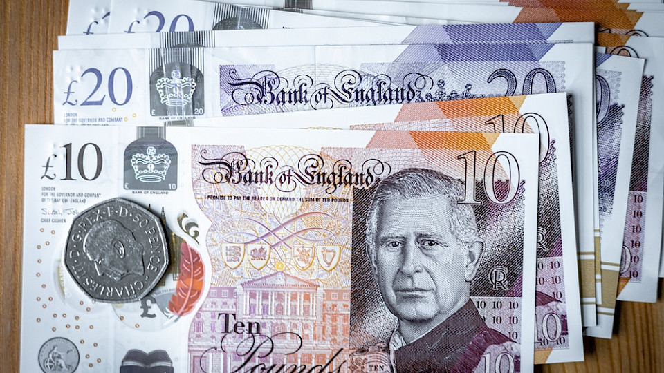 Die britische Wirtschaft ist schwach in das zweite Quartal gestartet, nachdem sie im ersten Quartal noch um 0,7 Prozent gewachsen war. (Bild Alexey Fedorenko/Shutterstock)