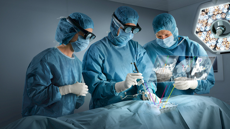 Brainlab entwickelte früh den digitalen Zwilling für die Chirurgie und Strahlentherapie. (Bild pd)