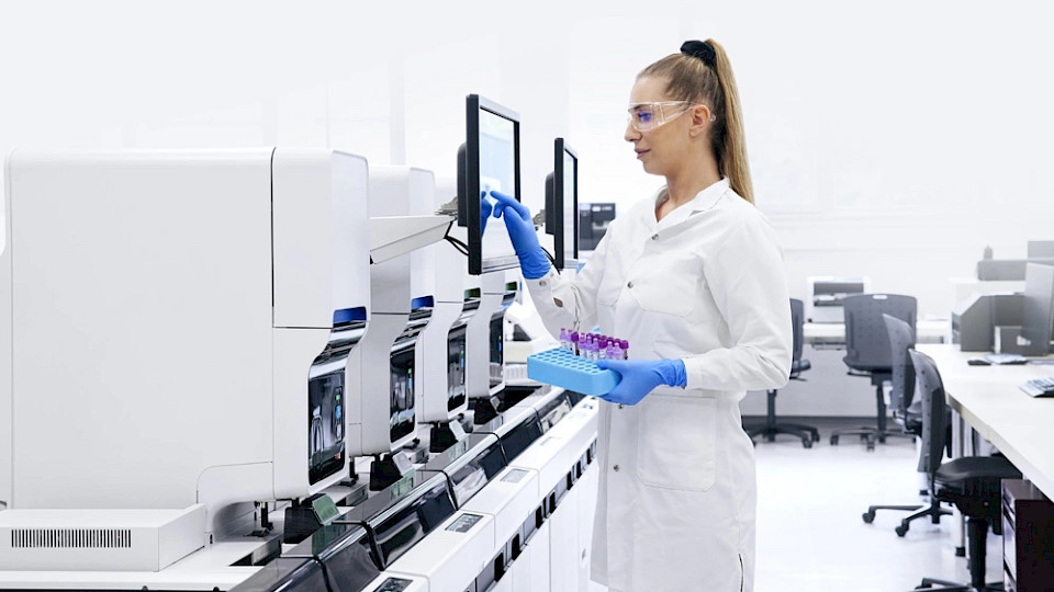 Die Labor Team Gruppe beschäftigt mehr als 330 Mitarbeitende. (Bild pd)