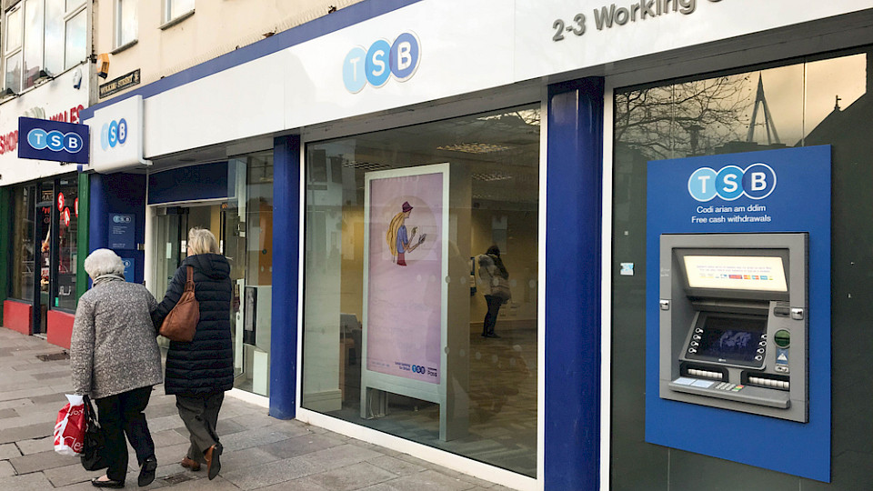 Die TSB Bank bekommt neue Besitzer, wieder aus Spanien. (Bild C/Shutterstock)
