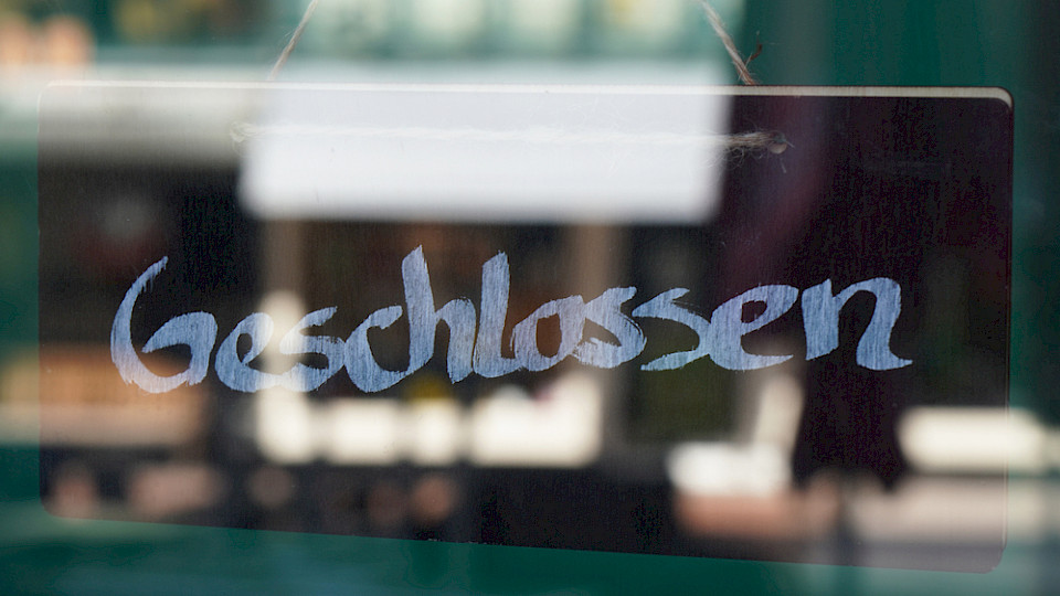 Die stark gestiegene Zahl an Unternehmensinsolvenzen führt zu grossen Kreditausfällen in Deutschland. (Bild Axel Bueckert/Shutterstock)