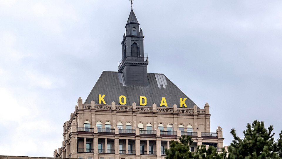 Der Traditionskonzern kann seine hohen Schulden nicht mehr zurück zahlen. (Bild JHVEPhoto/Shutterstock)