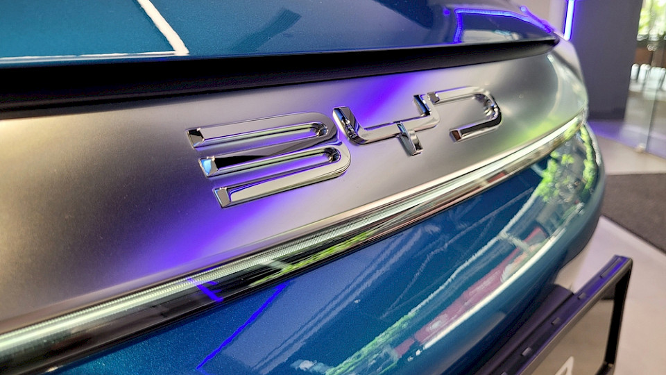 BYD hat im ersten Halbjahr 20 000 Plug-in-Hybride in der EU zugelassen. Das ist mehr als dreimal so viel wie im gesamten 2024. (Bild TY Lim/Shutterstock)