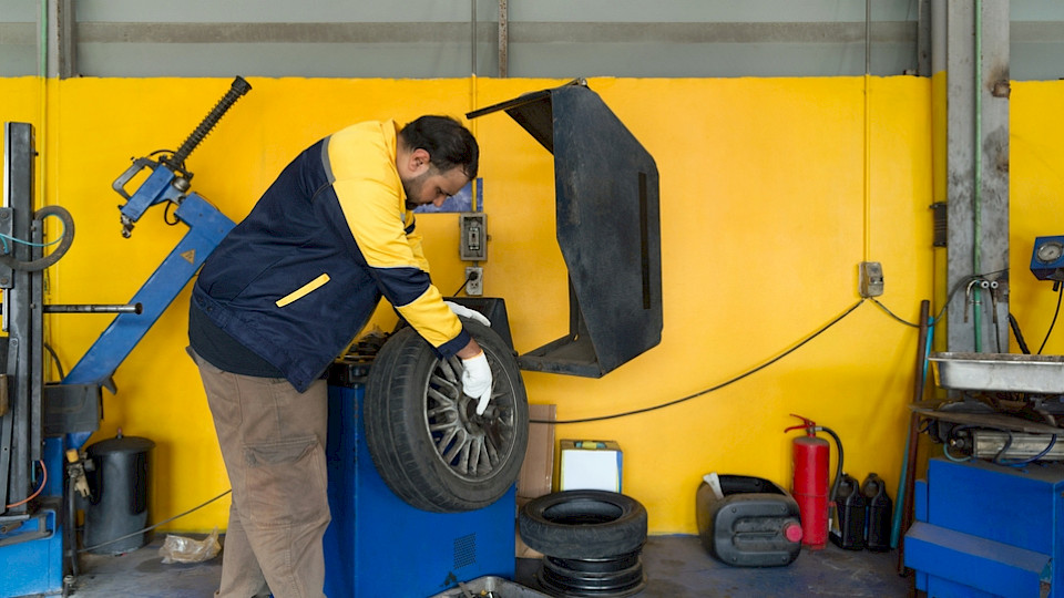 Die Stimmung im Servicesektor trübte sich fast überall ein. (Bild Chadchai Krisadapong/Shutterstock)