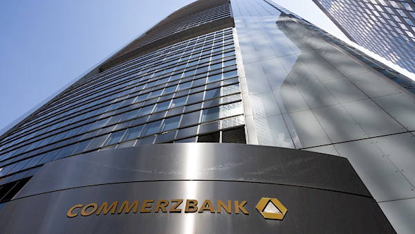 UniCredit bei der Commerzbank knapp vor der Schwelle von 30 Prozent