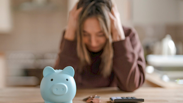 Mehrheit der Schweizer Bevölkerung kann nichts sparen